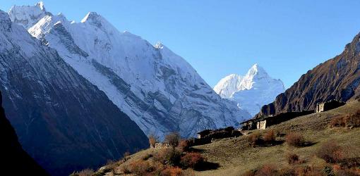 Tsum Valley Trail Landscape
