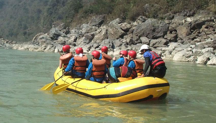 Rafting at Trishuli River